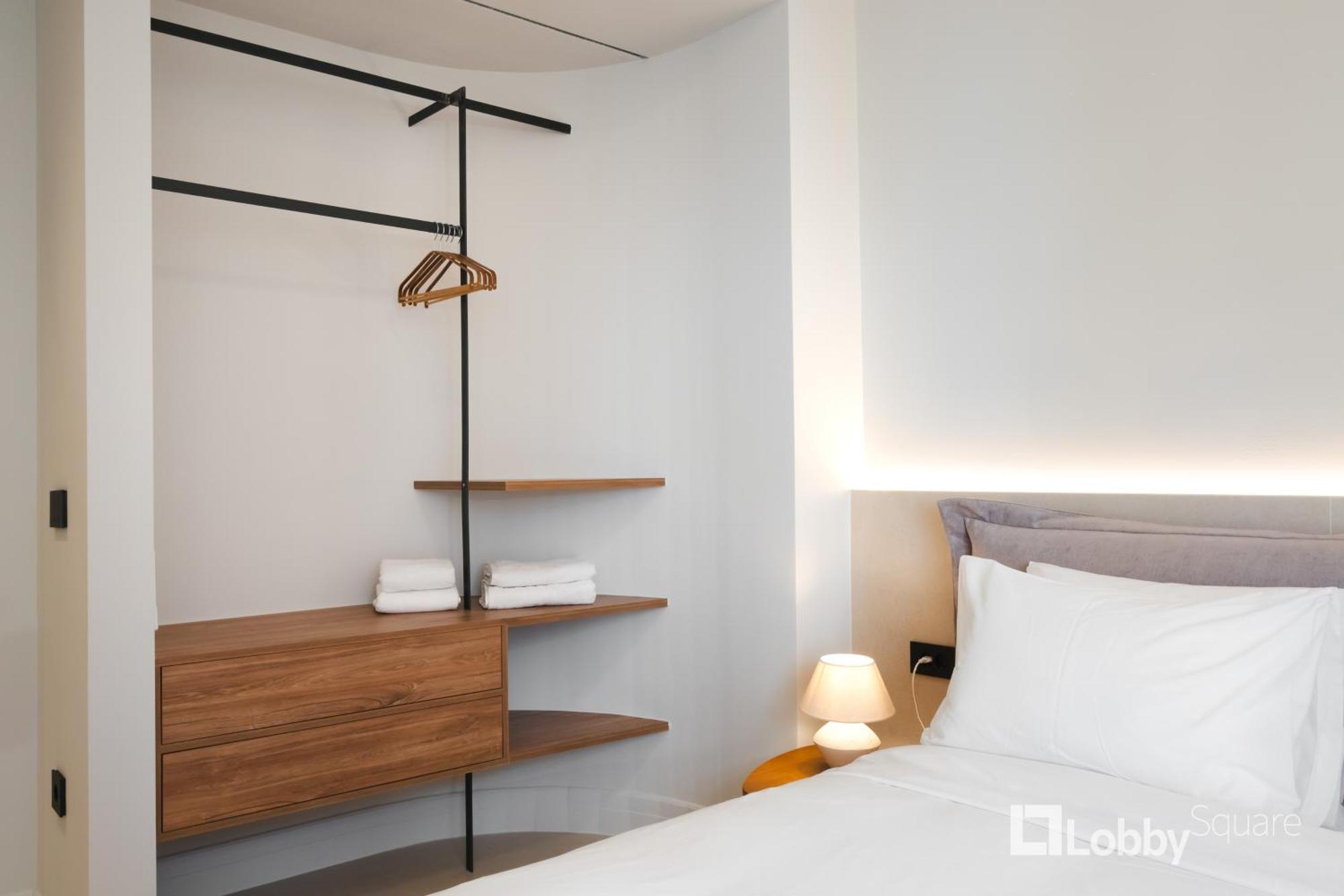 Muse Apartment By Lobbysquare Athens Exterior photo